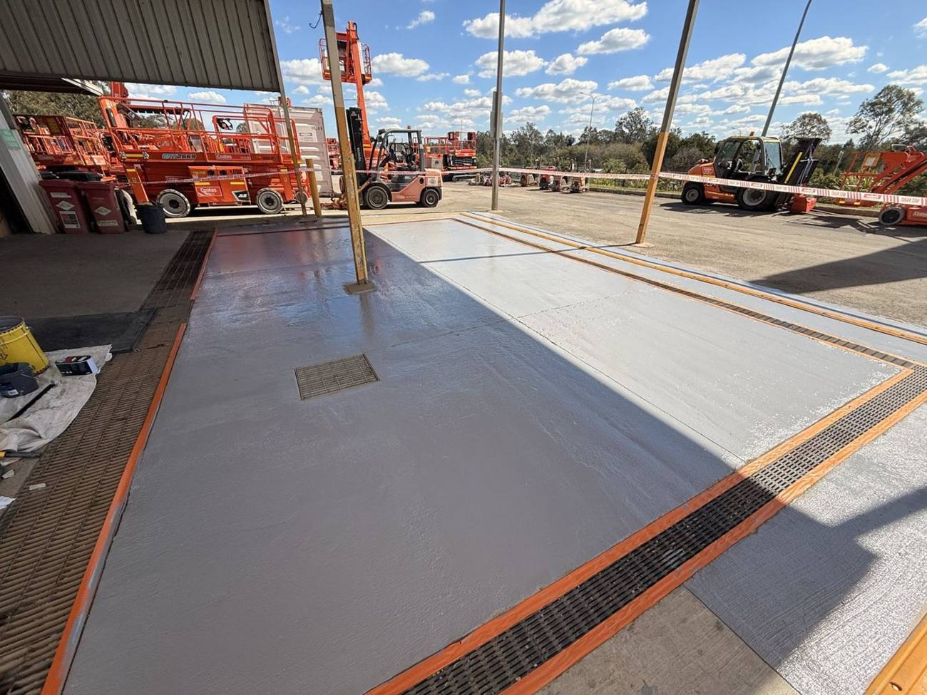 Industrial epoxy floor with line marking